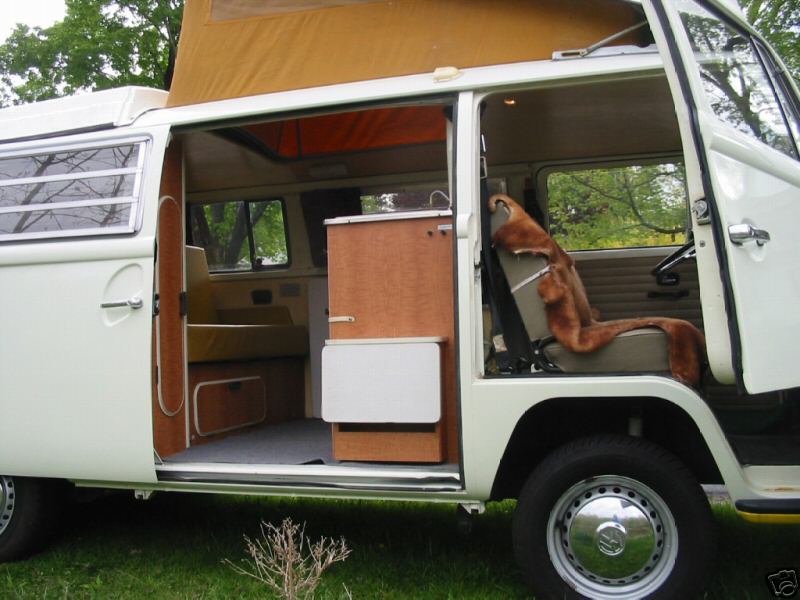 1970 VW Westfalia Camper
