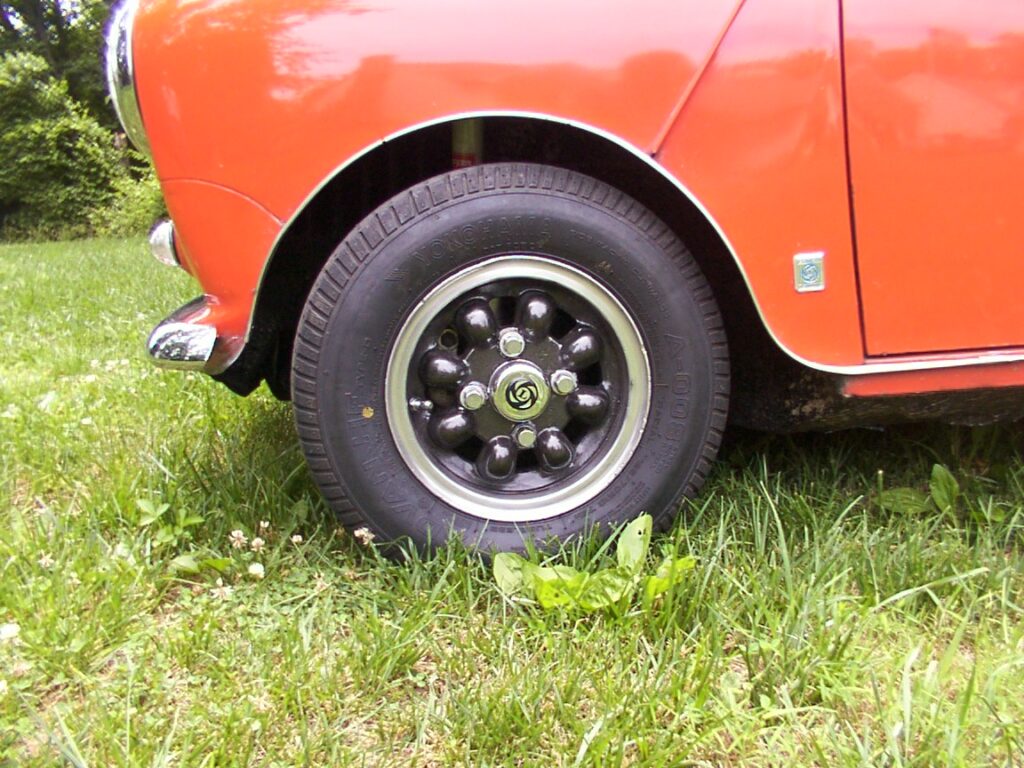 1973 Mini 1000 Deluxe
