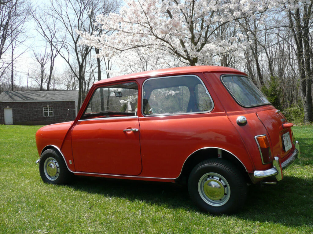 1973 Mini 1000 Deluxe