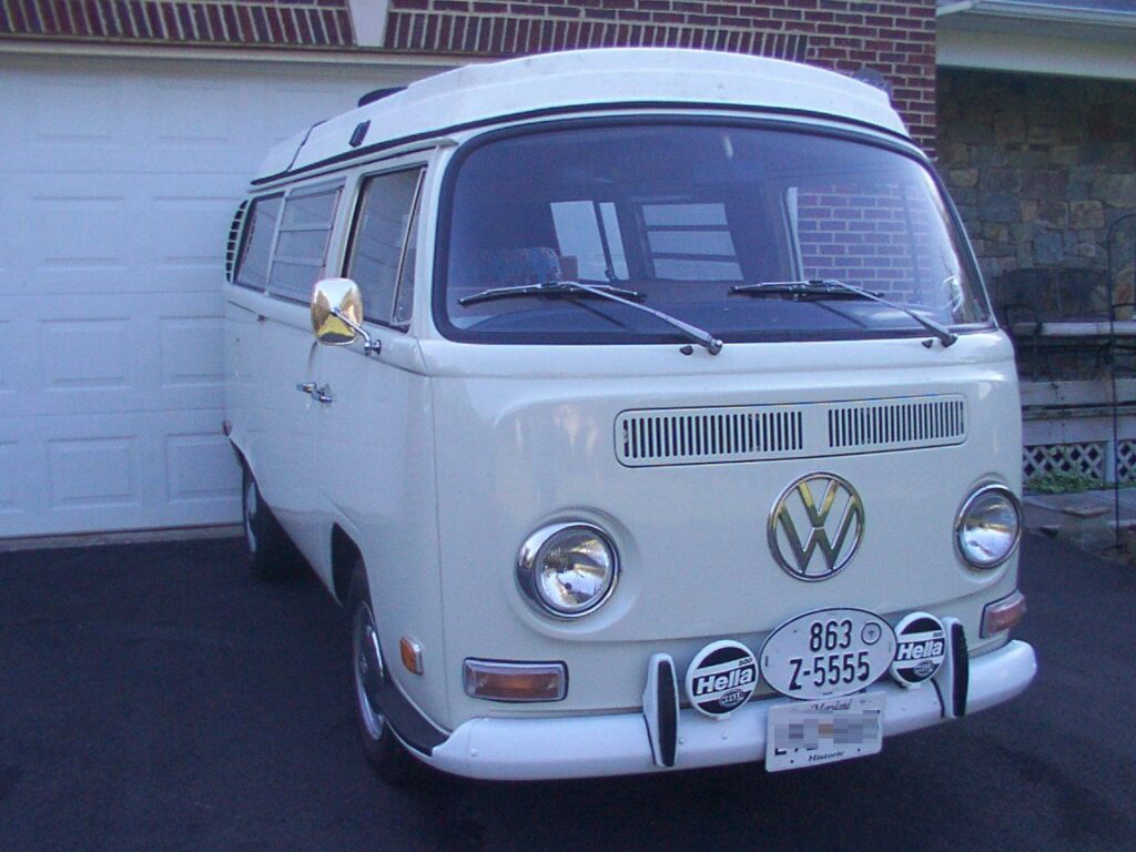 1970 VW Westfalia Camper